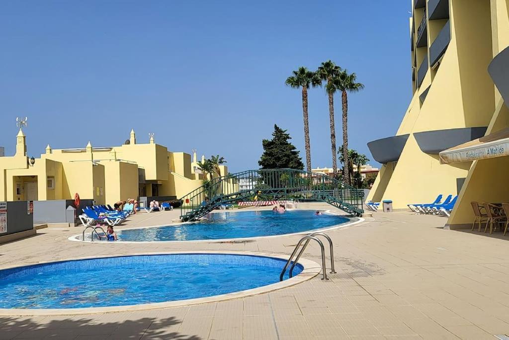 Lagos-Piscine Et Mer- Condominio Do Mar Eksteriør bilde
