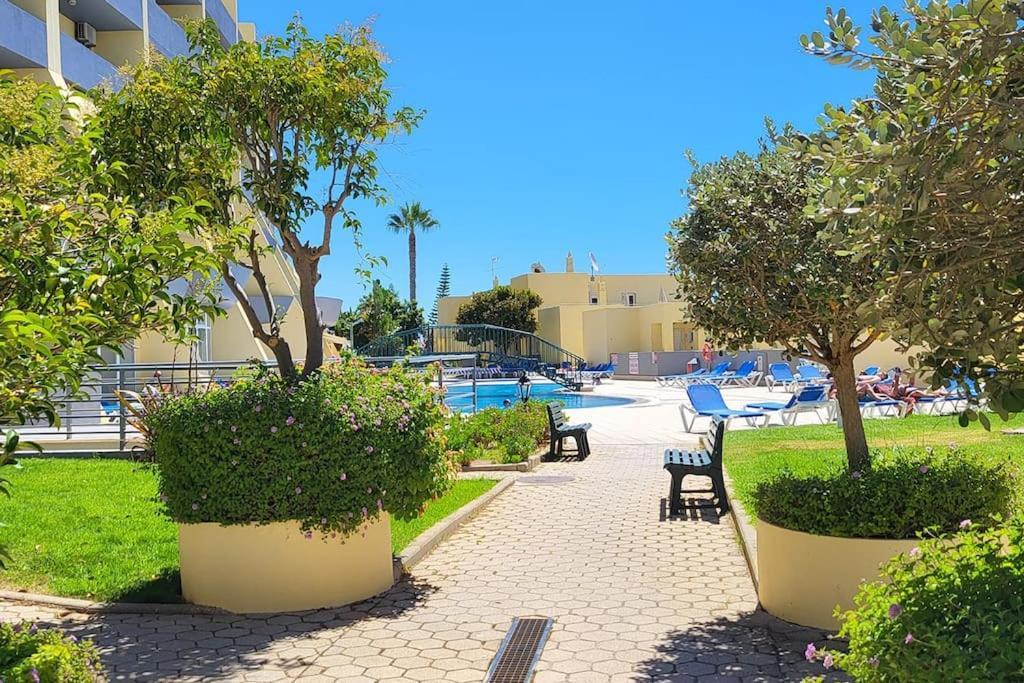Lagos-Piscine Et Mer- Condominio Do Mar Eksteriør bilde