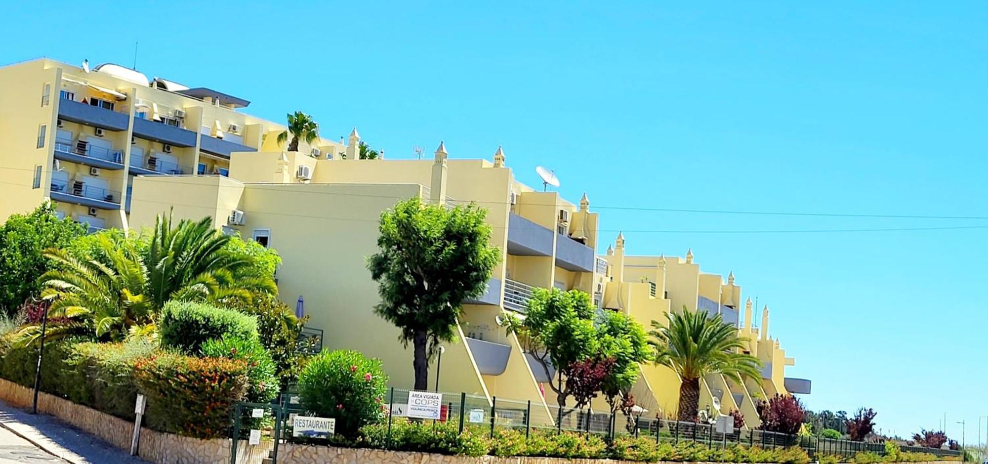 Lagos-Piscine Et Mer- Condominio Do Mar Eksteriør bilde