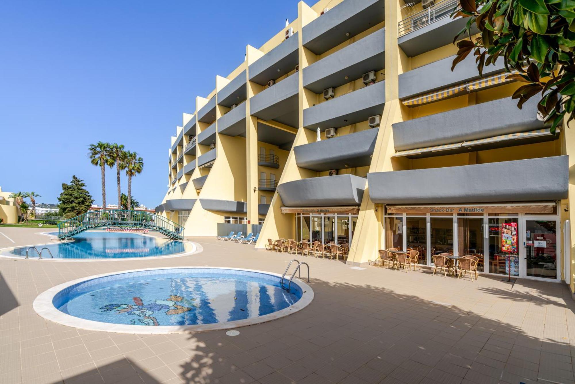 Lagos-Piscine Et Mer- Condominio Do Mar Eksteriør bilde